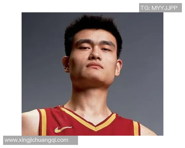 姚明积极联系医生进行健康检查以确保运动员的身体状态和职业生涯的持续发展